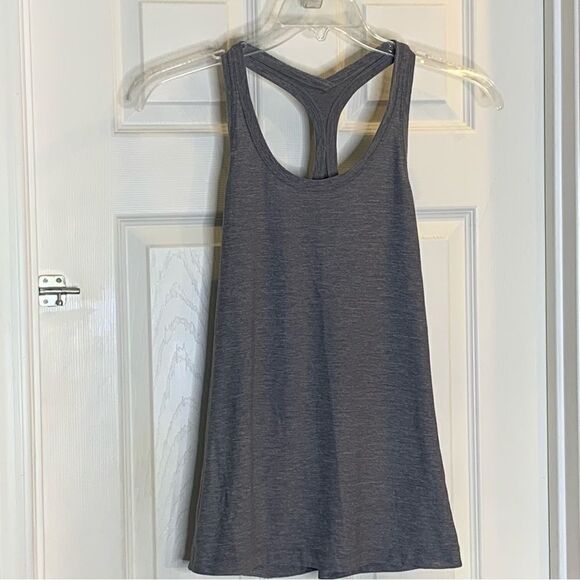 Lululemon Gray Racerback Tank Size 6 Relaxed Fit - Picture 7 of 7